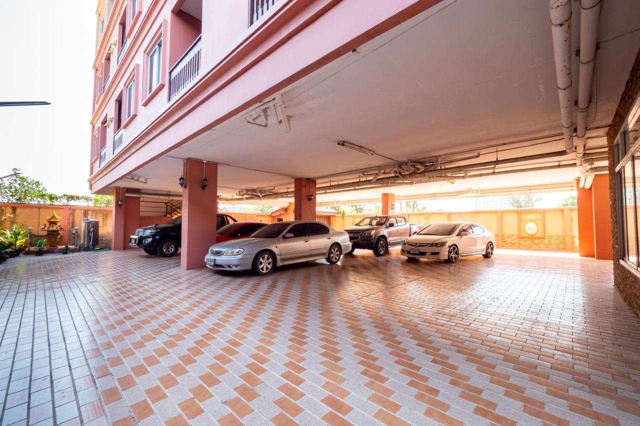 Reddoorz Navin Mansion 3 Pattaya Ξενοδοχείο Εξωτερικό φωτογραφία
