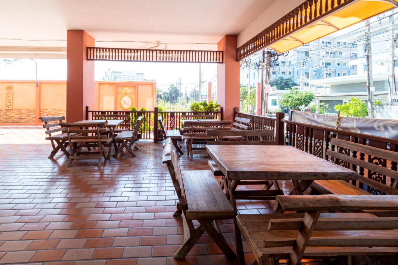 Reddoorz Navin Mansion 3 Pattaya Ξενοδοχείο Εξωτερικό φωτογραφία