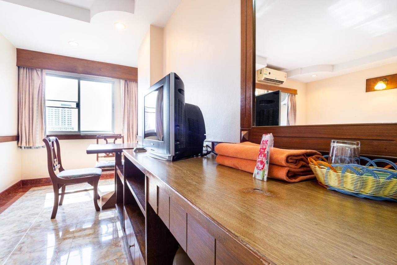 Reddoorz Navin Mansion 3 Pattaya Ξενοδοχείο Εξωτερικό φωτογραφία