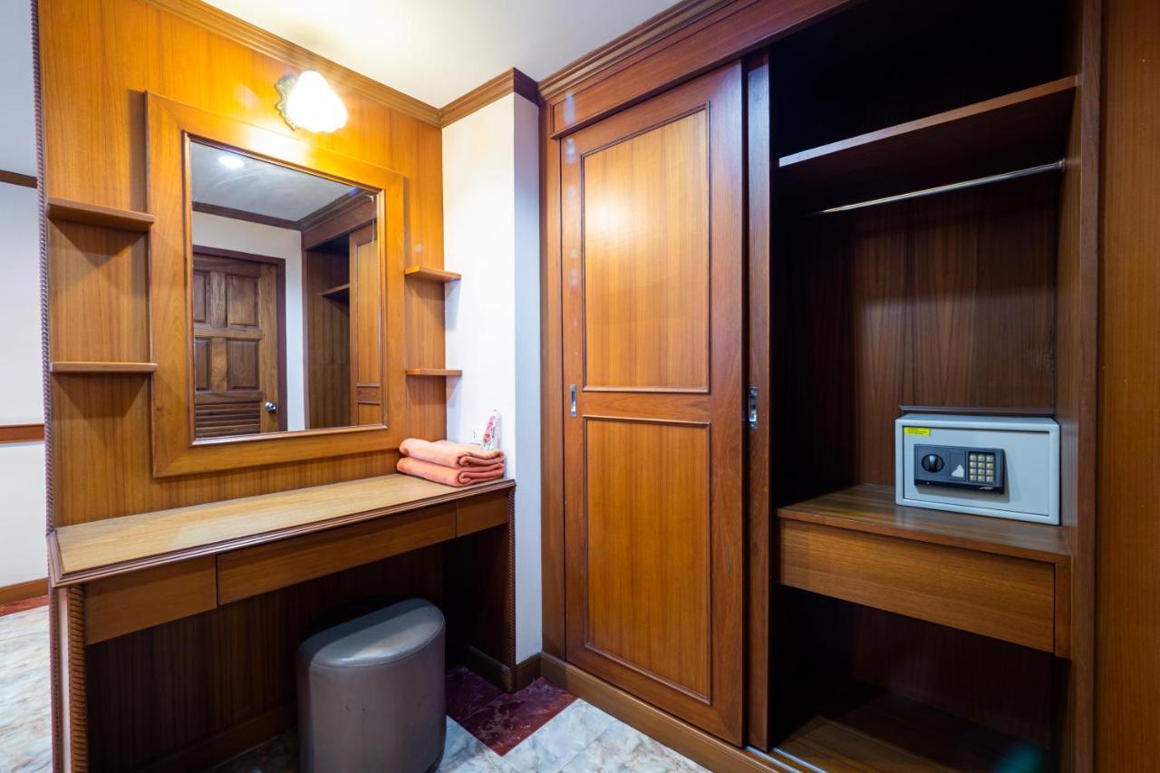 Reddoorz Navin Mansion 3 Pattaya Ξενοδοχείο Εξωτερικό φωτογραφία