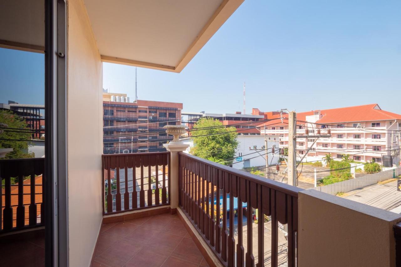 Reddoorz Navin Mansion 3 Pattaya Ξενοδοχείο Εξωτερικό φωτογραφία