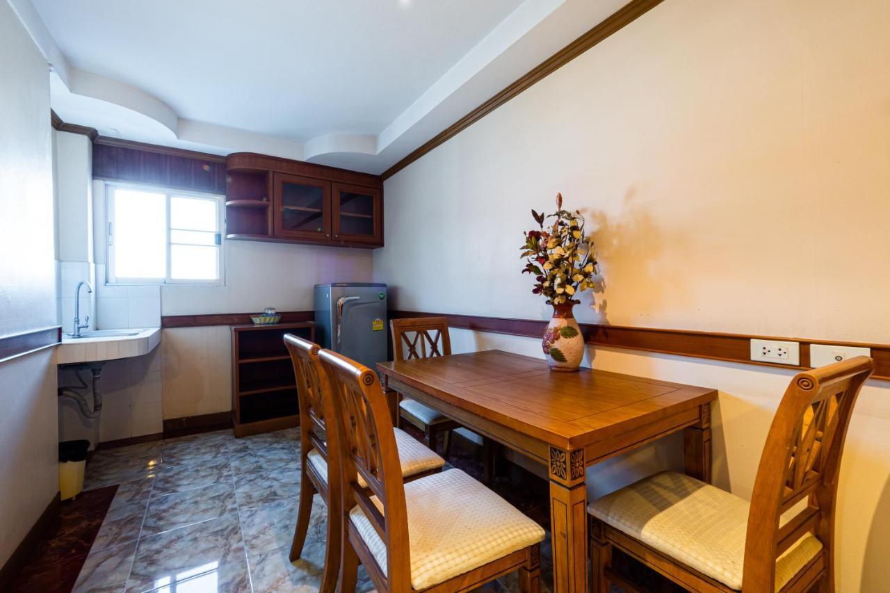 Reddoorz Navin Mansion 3 Pattaya Ξενοδοχείο Εξωτερικό φωτογραφία